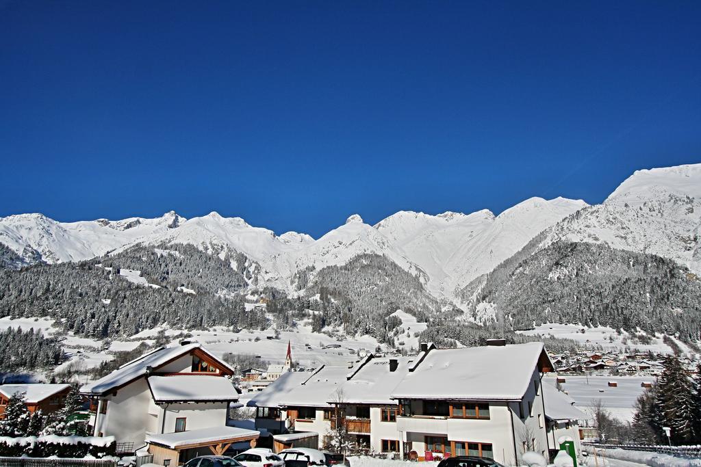 Apart Mirjam Pettneu am Arlberg Buitenkant foto